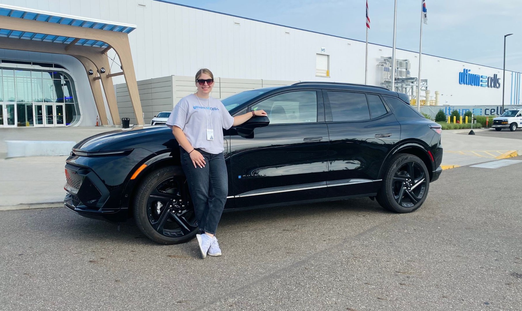 Ultium Cells Ohio Hosts Electric Vehicle Roadshow for Employees